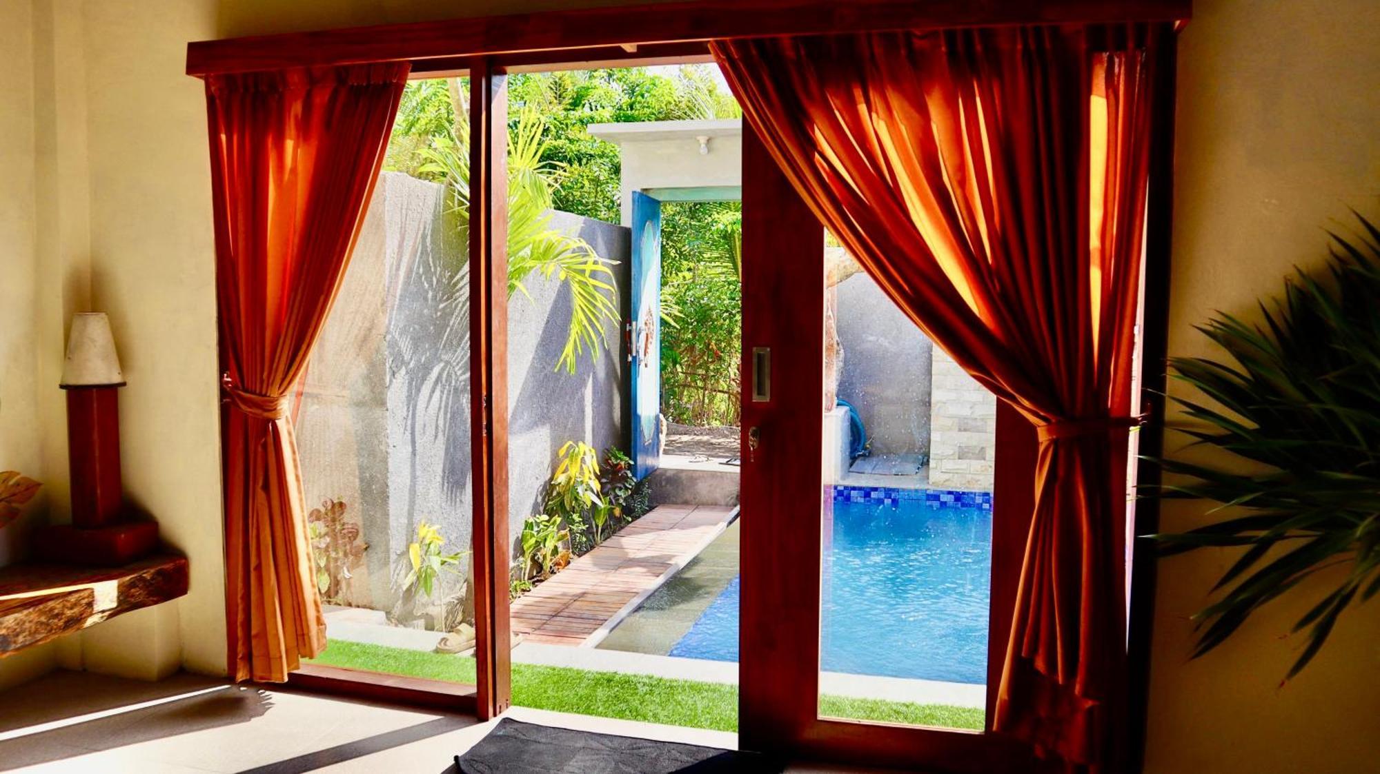 Pranajaya Oasis Villa เตจากูลา ภายนอก รูปภาพ