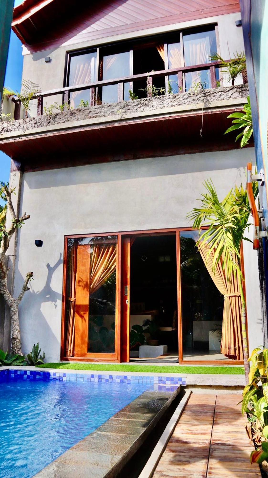 Pranajaya Oasis Villa เตจากูลา ภายนอก รูปภาพ